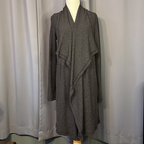 H by Bordeaux BNWOT grey cardigan NEW waterfall open front pockets - Picture 1 of 8